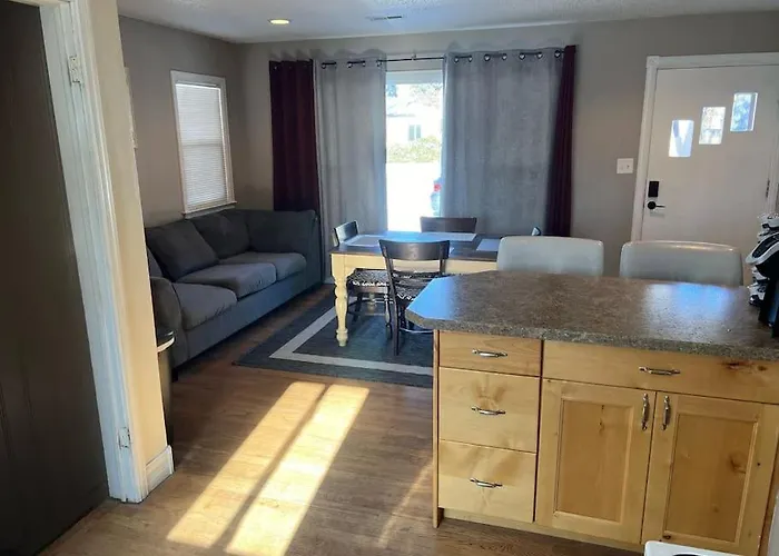Cozy Tree-area In Laramie